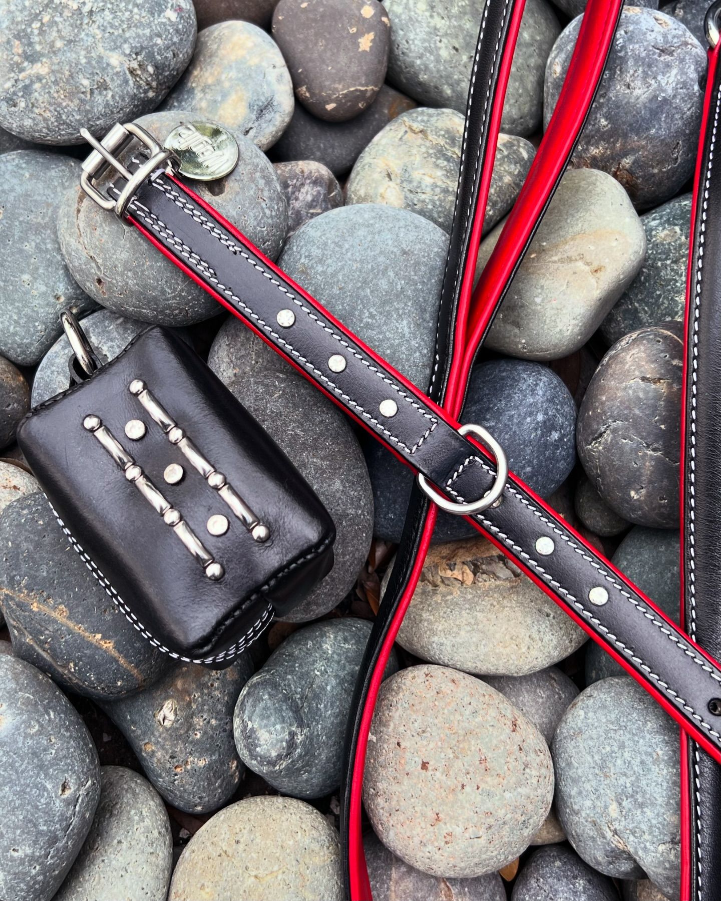 On the Move Black & Crystal - Waglie